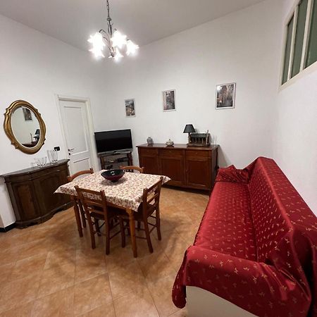 레반토 La Casa Di Franci 아파트 외부 사진