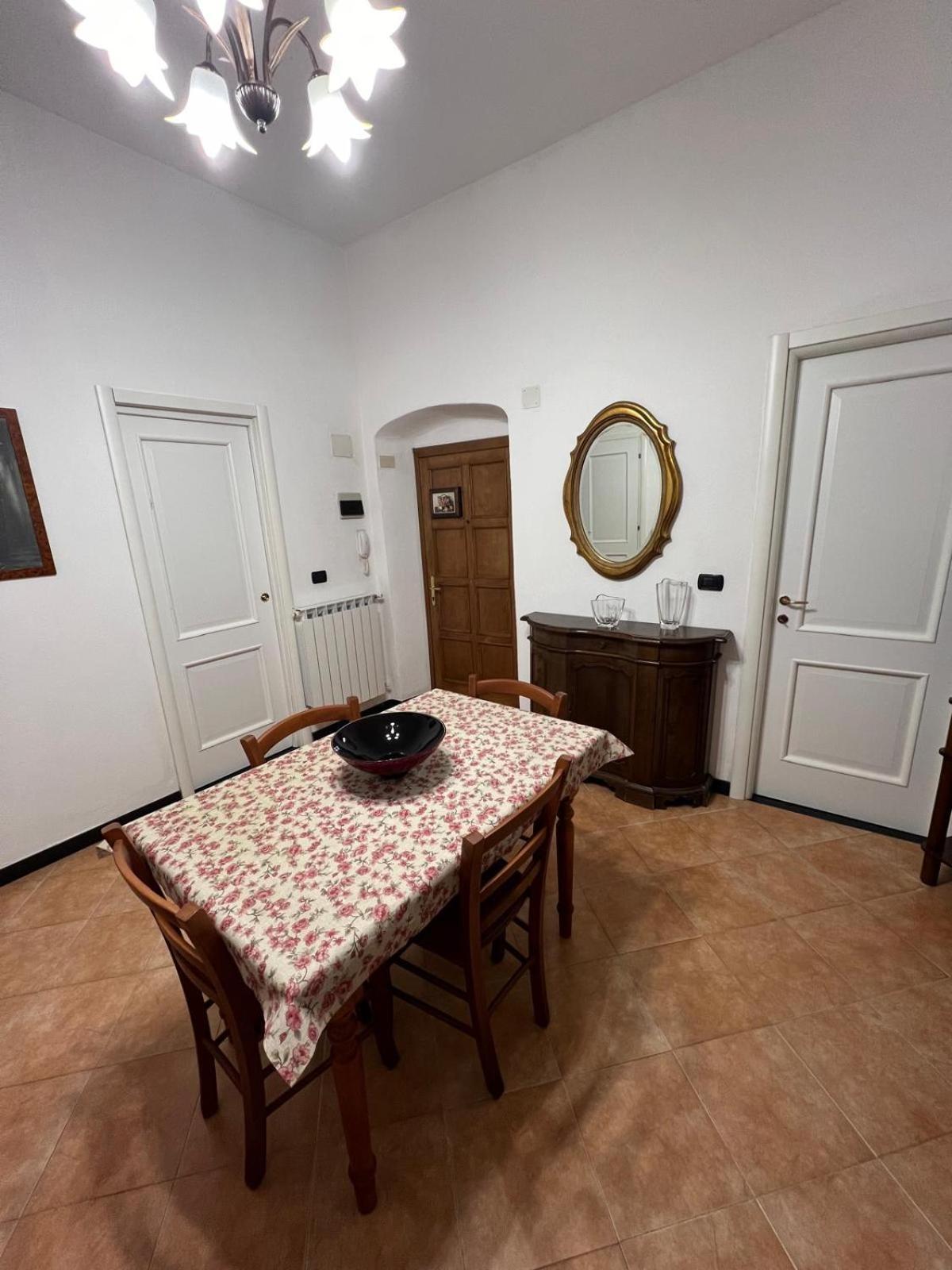 레반토 La Casa Di Franci 아파트 외부 사진